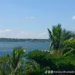 Vista Al Mar En Zona De Lujo Apartamento